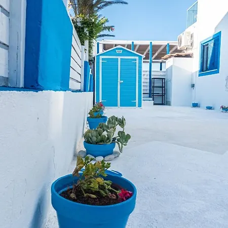 Villa Greek Island Style 2 Bedroom With Pool Next To The Sea Larnaca