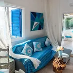 Greek Island Style 2 Bedroom With Pool Next To The Sea Larnaca