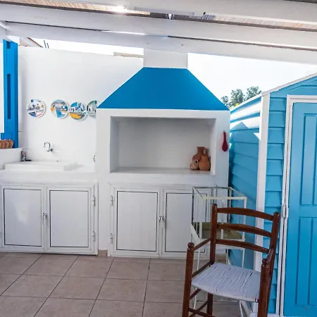 Greek Island Style 2 Bedroom With Pool Next To The Sea Villa Lárnaka