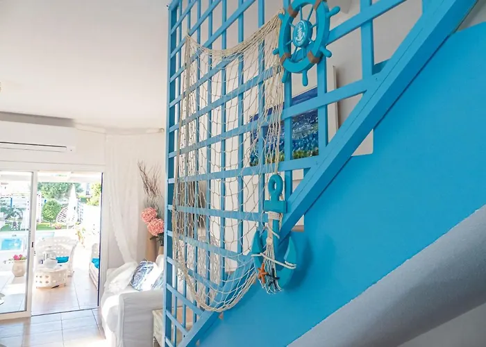 Greek Island Style 2 Bedroom With Pool Next To The Sea Vila *