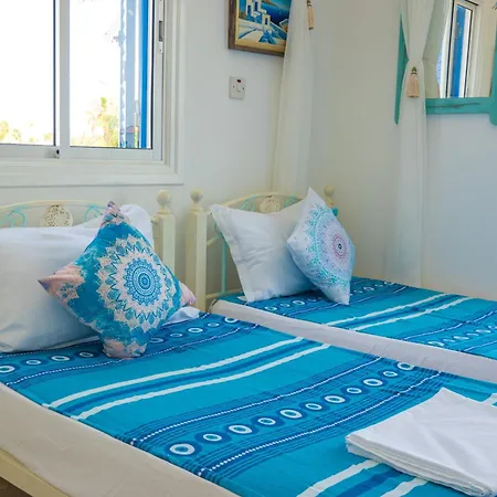 Greek Island Style 2 Bedroom With Pool Next To The Sea Ларнака